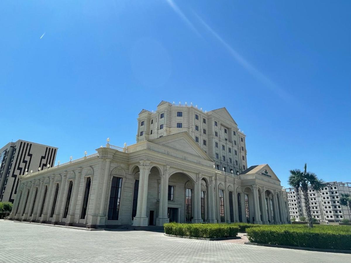 Sultan Palace Hotel Atyraū Extérieur photo The new building of the university